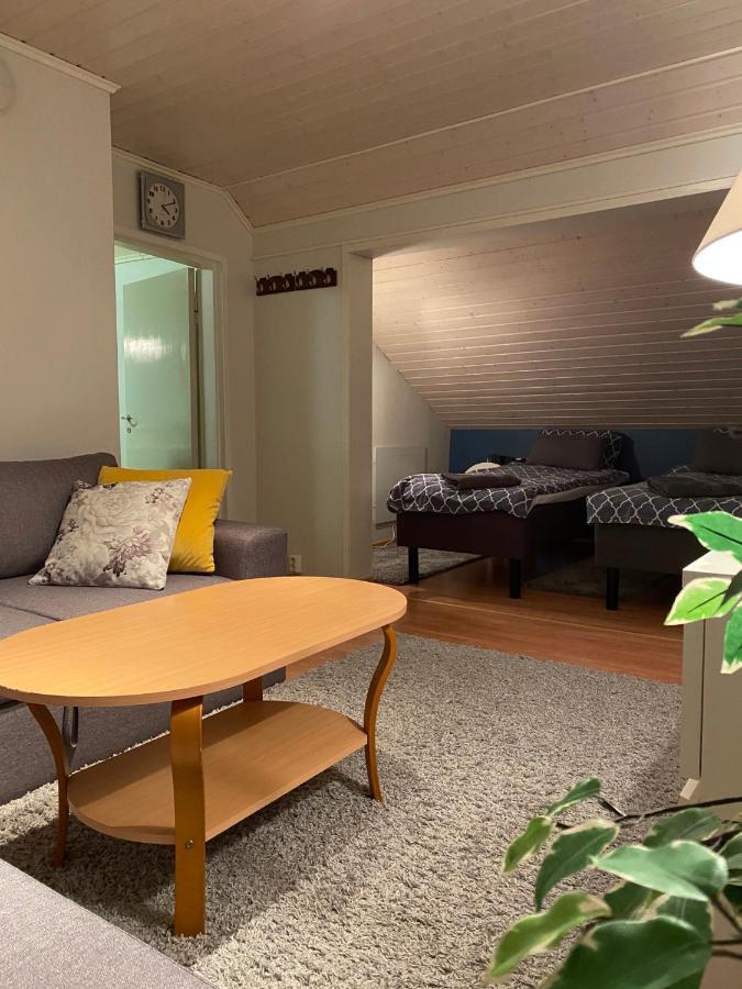 Koskentien Kotimajoitus & Luxury Glamping Apartment Jamsa Bagian luar foto